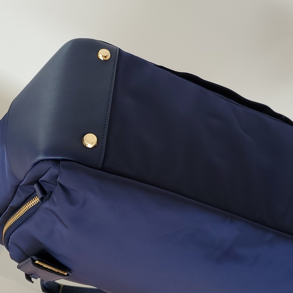 Tumi Voyageur Athens Carry-All Tote / Shoulder Bag in Navy - Picture 5 of 14